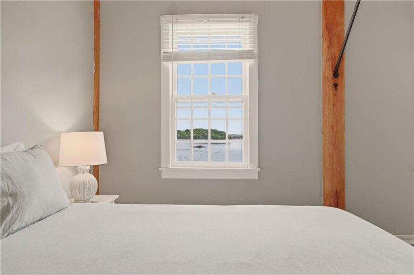 A rare opportunity to own a residence in Hamilton Harbour's - photo 35