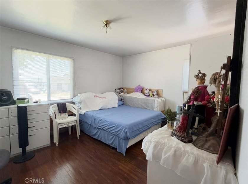 Welcome to this single-story home located in the heart of the - photo 6