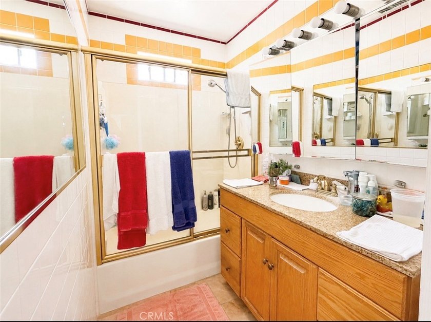 Welcome to this single-story home located in the heart of the - photo 9