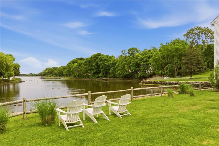 A rare opportunity to own a residence in Hamilton Harbour's - photo 43
