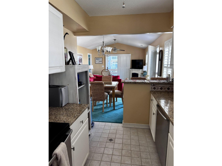 Rare offering of this fully furnished and very well maintained - photo 11