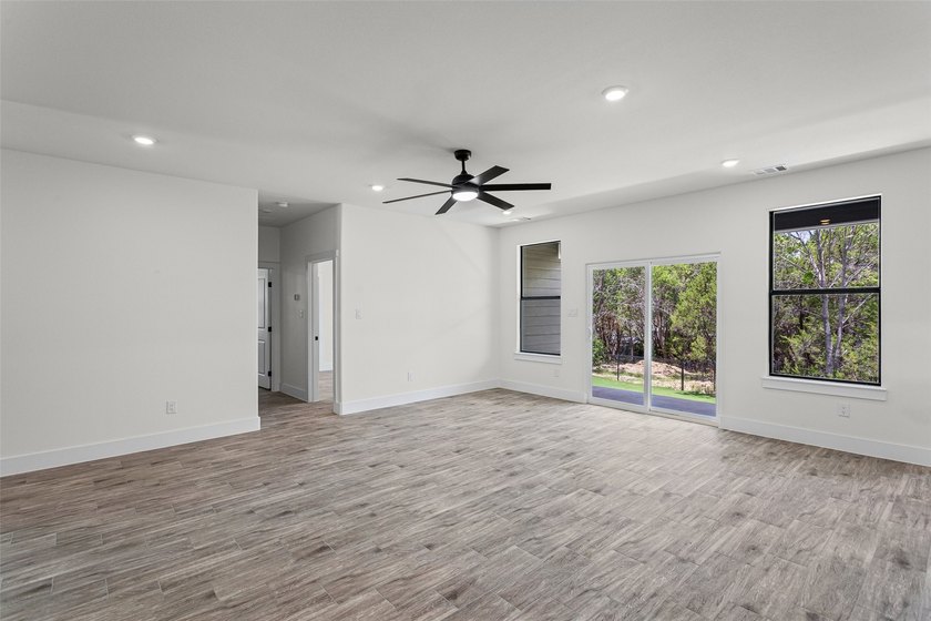 Discover this stunning brand-new 4-bedroom, 2-bathroom home in - photo 13