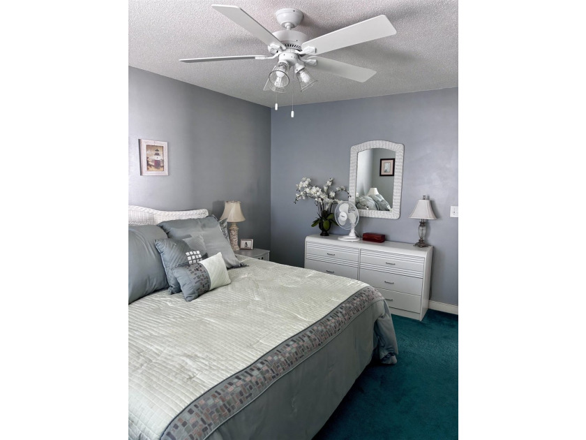 Rare offering of this fully furnished and very well maintained - photo 17