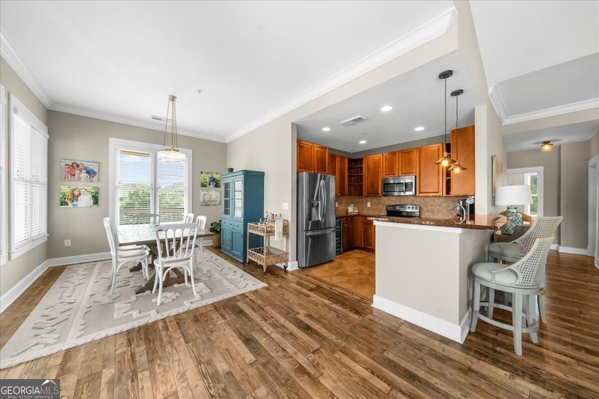 PRICED TO SELL!! Unbelievable price for a lake front home on - photo 8