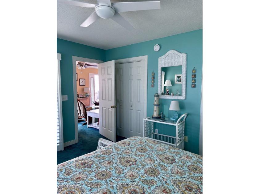 Rare offering of this fully furnished and very well maintained - photo 22