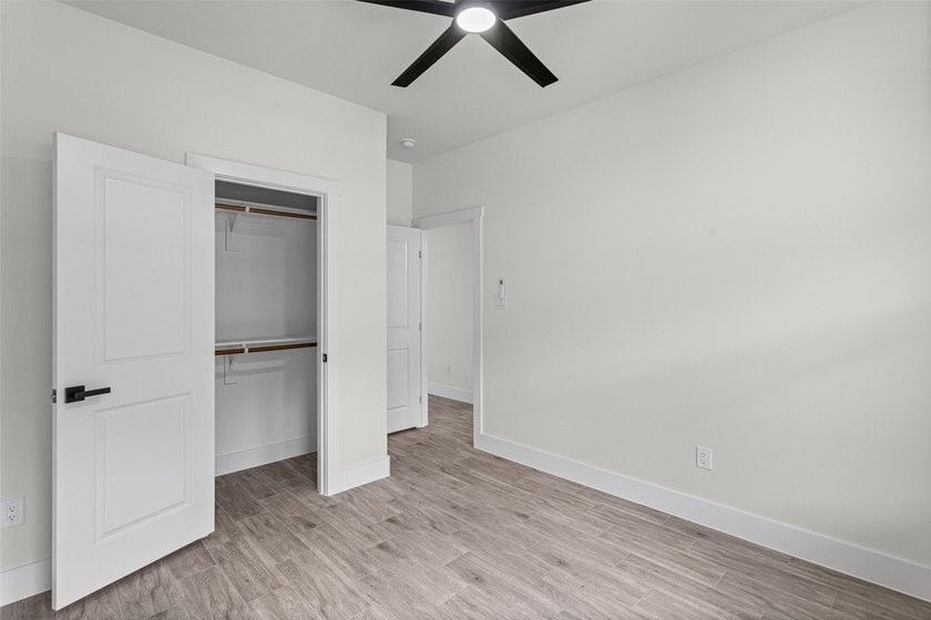 Discover this stunning brand-new 4-bedroom, 2-bathroom home in - photo 26