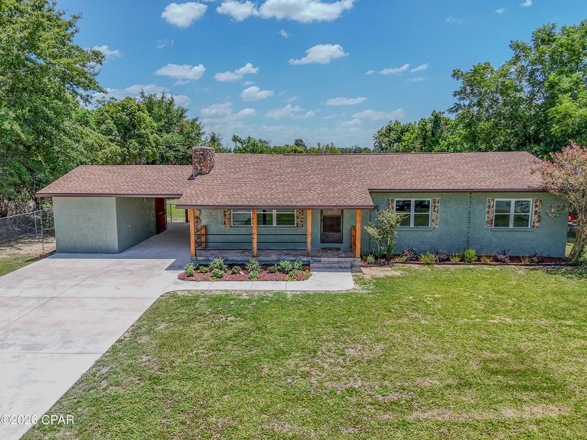 Cute. Updated. Move-in ready. Centrally located. This is a great - photo 38