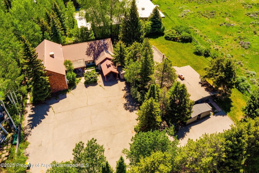 This 17,360 sq ft lot is your blank canvas in Aspen--ready for - photo 13