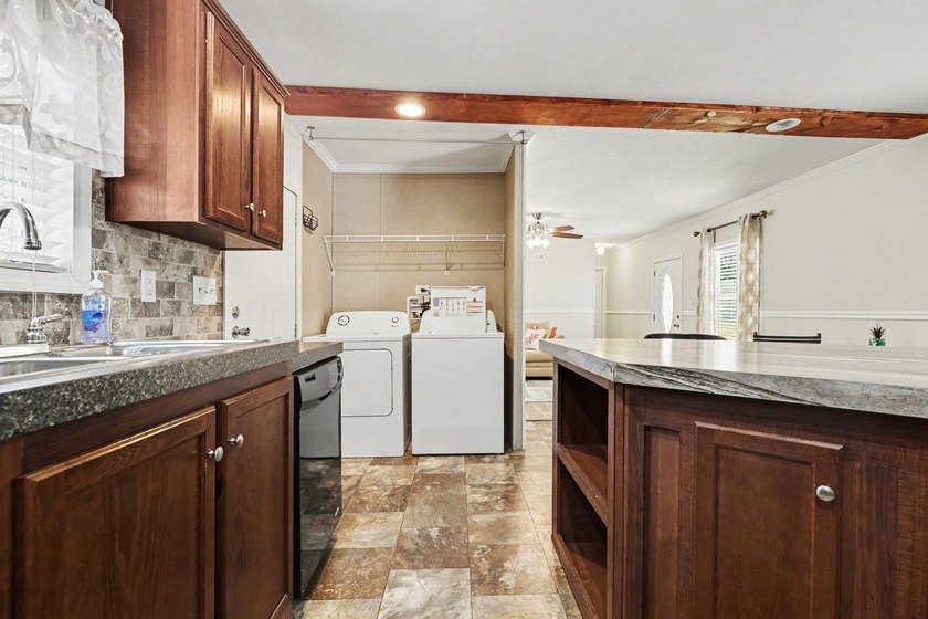 Location! Location! Location! Move in ready. Inlet living and - photo 14