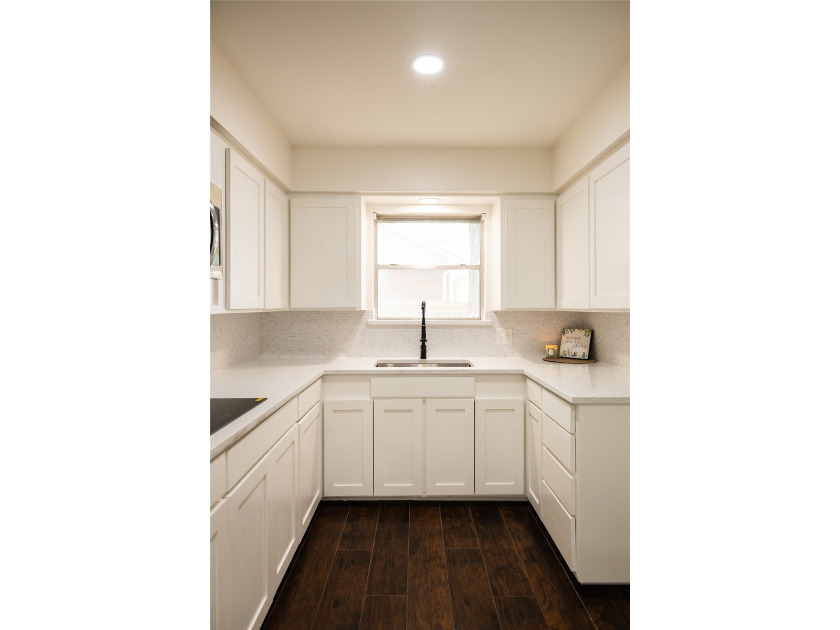 Welcome to this beautifully remodeled 3-bedroom, 2-bath home - photo 2