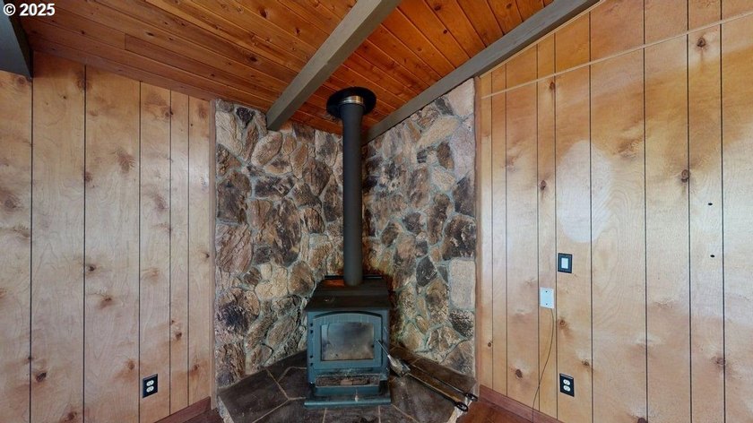Oceanview Retreat on .73 AcresTucked into a peaceful, park-like - photo 7