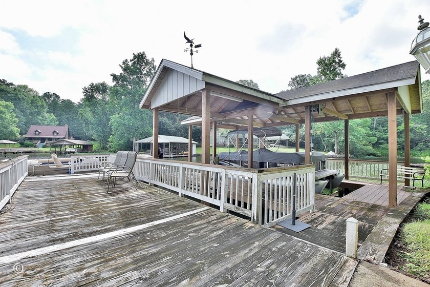 Wake up to breathtaking long-range views of Lake Harding from - photo 20