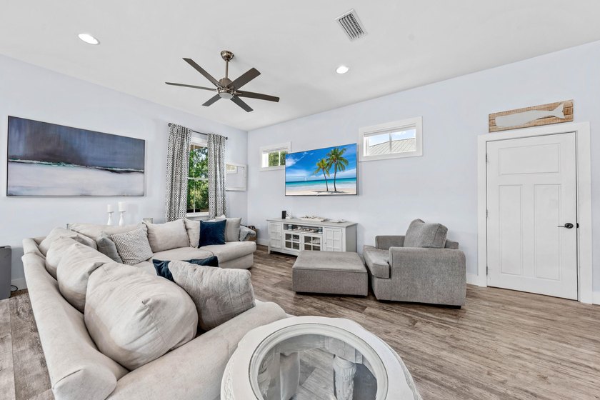 Positioned in the heart of Santa Rosa Beach, this exceptional - photo 20