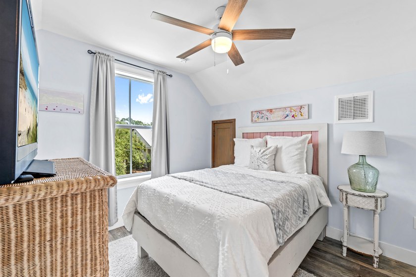 Positioned in the heart of Santa Rosa Beach, this exceptional - photo 32