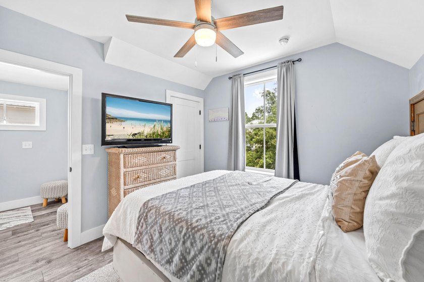Positioned in the heart of Santa Rosa Beach, this exceptional - photo 33