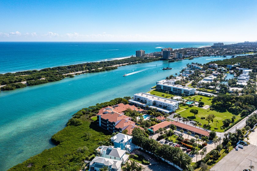 Beautiful 2 bed 2 bath unit overlooking the intercoastal - photo 33