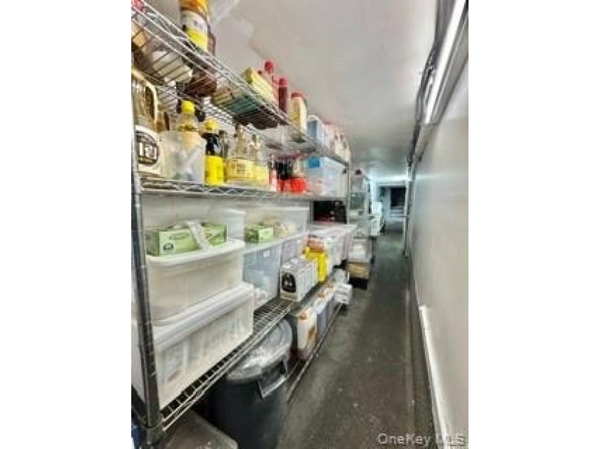 Calling All Investors, Developers, &amp; End-Users!!! 4 Unit 5,200+ - photo 16