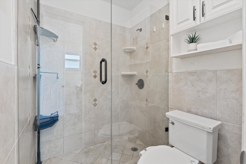 Turnkey Coral Heights home in the highly sought-after Floranada - photo 5