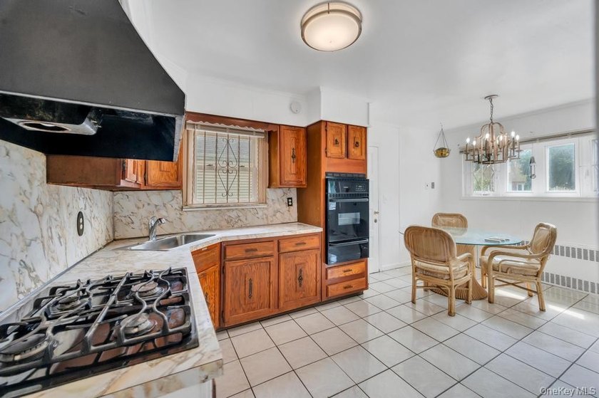 Welcome to this beautifully maintained 4-bedroom, 3 full - photo 14