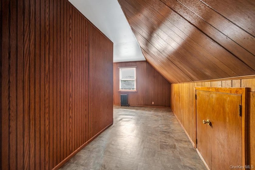 Welcome to this beautifully maintained 4-bedroom, 3 full - photo 20