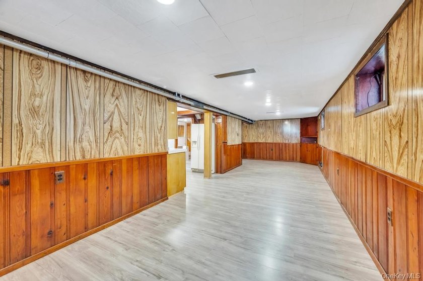 Welcome to this beautifully maintained 4-bedroom, 3 full - photo 25
