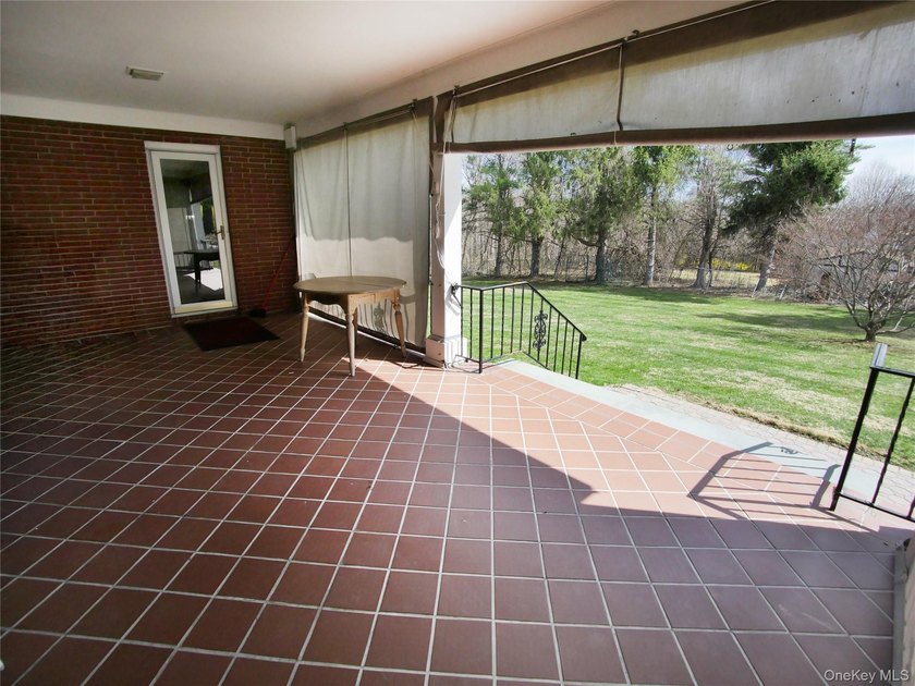 Take this Amazing opportunity to live in a private neighborhood - photo 17