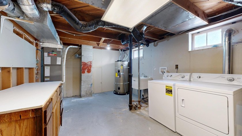 MLS# 293063 Charming and move-in ready, this 2 BD 1 BA home with - photo 21