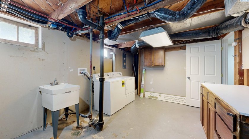 MLS# 293063 Charming and move-in ready, this 2 BD 1 BA home with - photo 22