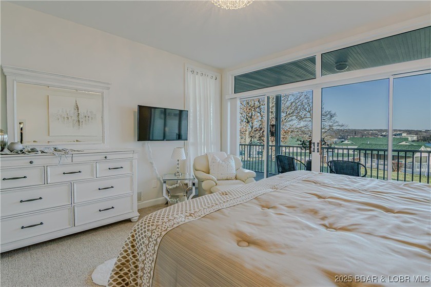 Welcome to this beautifully updated 3 bed, 3 bath condo in The - photo 17