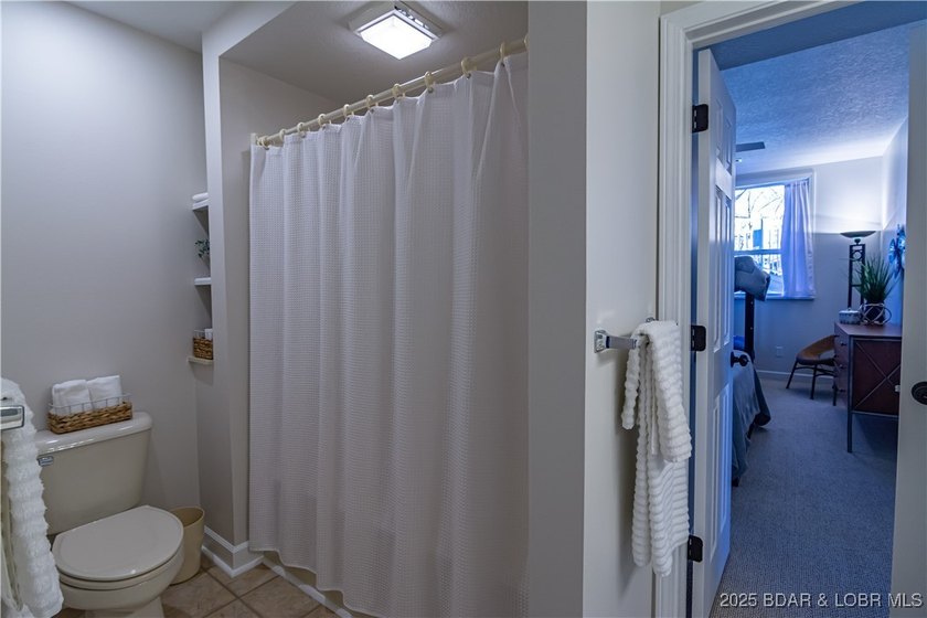 Welcome to this beautifully updated 3 bed, 3 bath condo in The - photo 21