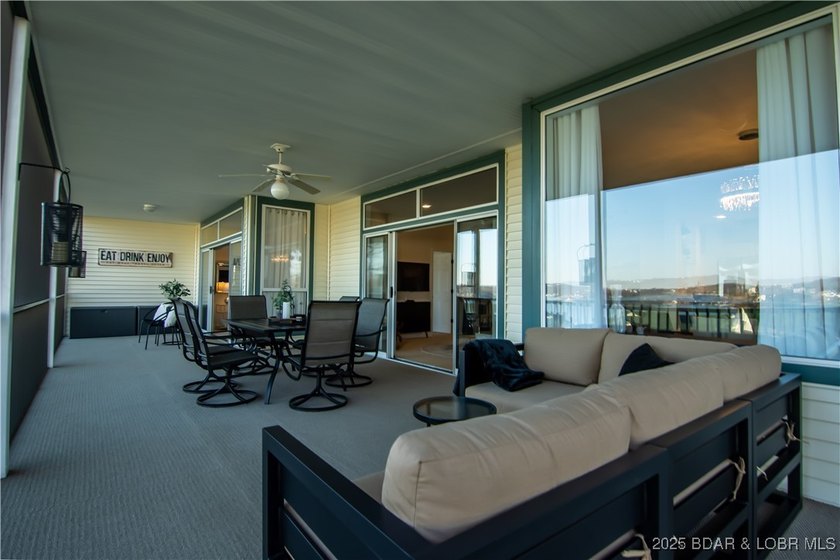 Welcome to this beautifully updated 3 bed, 3 bath condo in The - photo 31