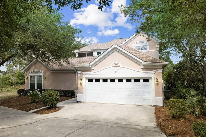 Tucked away in a secluded setting, this impressive three-bedroom - photo 31