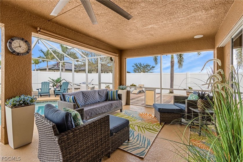 This spacious and meticulously maintained home, built in 2007 - photo 31