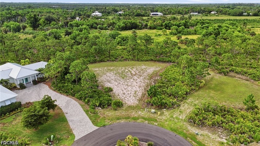 If you are looking to experience island living within a small - photo 6