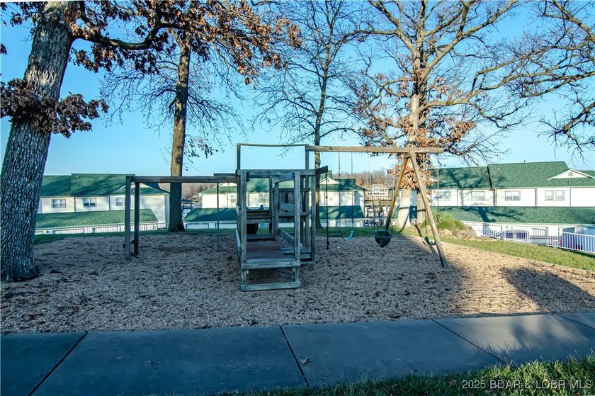 Welcome to this beautifully updated 3 bed, 3 bath condo in The - photo 38