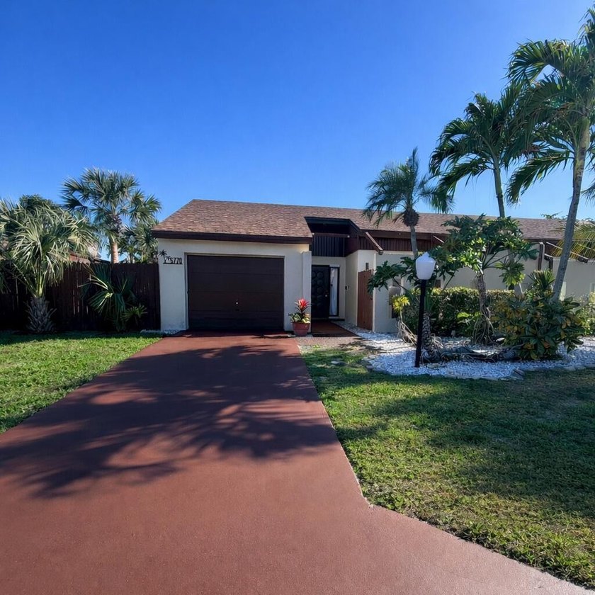 Welcome home! Fully renovated luxury patio home stands far above - photo 44