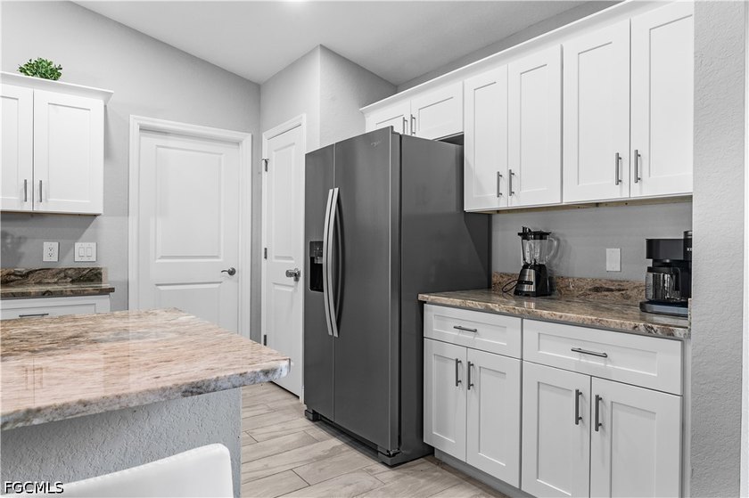 Bright and inviting 3 bedroom, 2 bath home in the Northeast Cape - photo 8