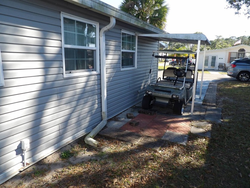 This cozy and partially furnished, 12 X 33 1 BR 1 BA home with - photo 5