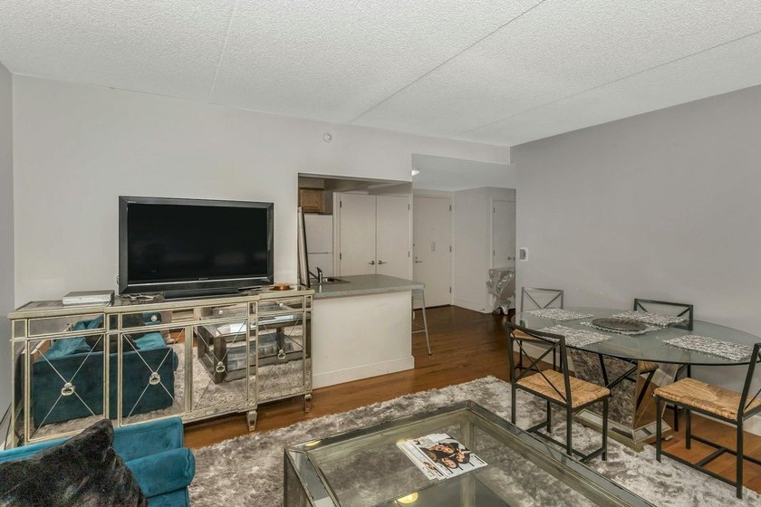 Welcome to your new home in the heart of vibrant Harlem! This - photo 7