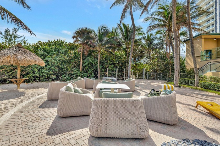 *Spectacular direct oceanfront 4-bedroom, 4.5-bath, 16th-floor - photo 51