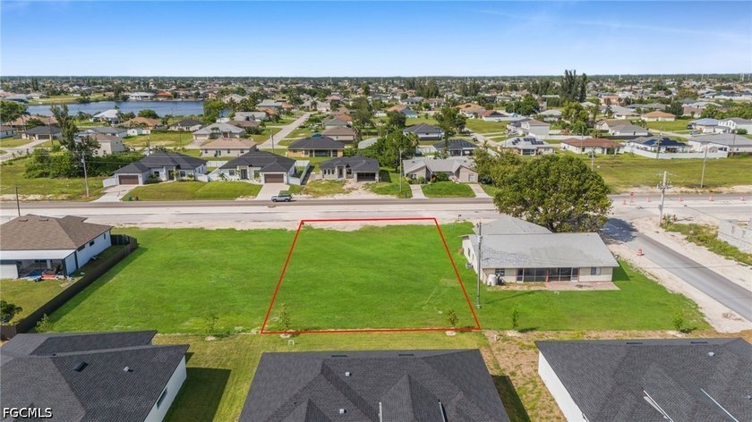 Prime Cape Coral Lot - Ready to Build or Invest! Discover an - photo 8