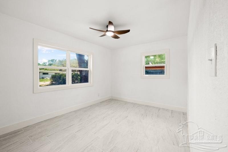 ** MOTIVATED SELLER ** Huge Price Adjustment -- Step into - photo 18