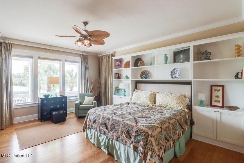 Home priced below Appraised Value. Built in Equity on this - photo 39