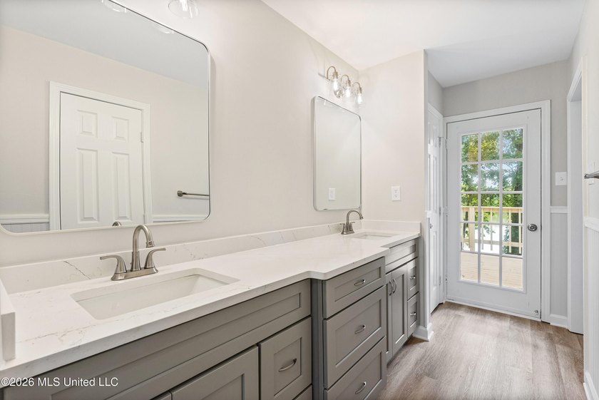 LIFE ON THE LAKE!! GORGEOUS TOTALLY RENOVATED HOME WITH THE MOST - photo 24