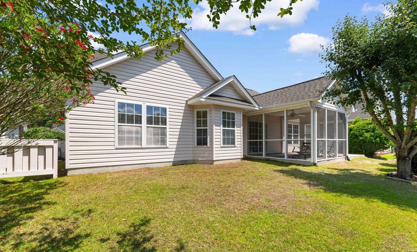 Wonderful 3-bedroom, 2-bathroom retirement home in the highly - photo 31