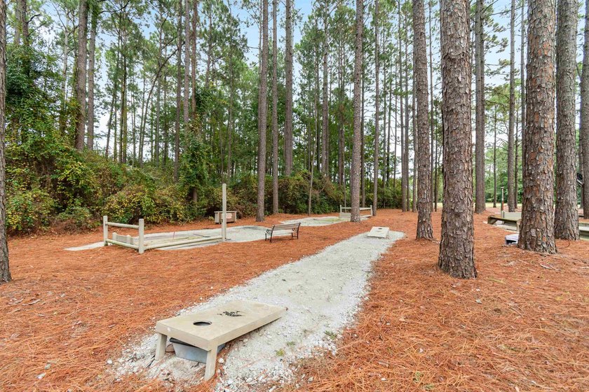 Wonderful 3-bedroom, 2-bathroom retirement home in the highly - photo 47