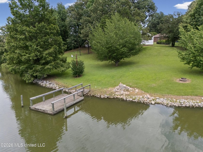 LIFE ON THE LAKE!! GORGEOUS TOTALLY RENOVATED HOME WITH THE MOST - photo 47