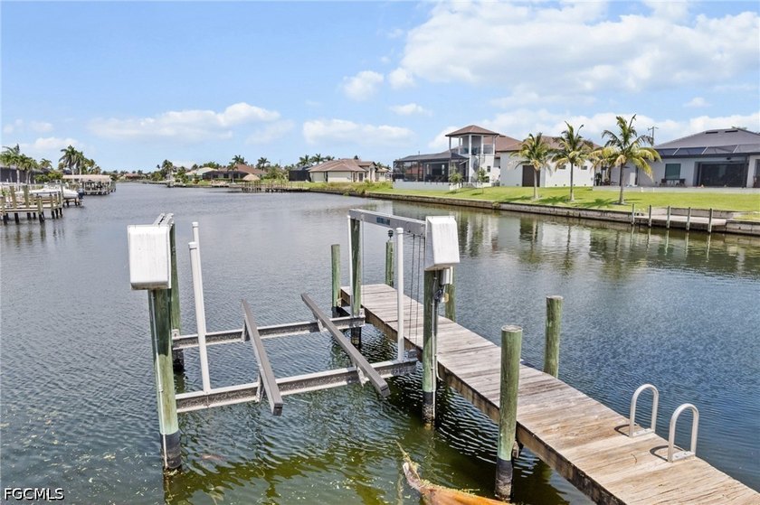 Gulf Access Elegance with Jaw-Dropping Water Views If stunning - photo 3