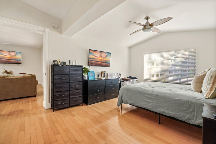 Welcome to this charming Fort Lauderdale home ideally located - photo 13