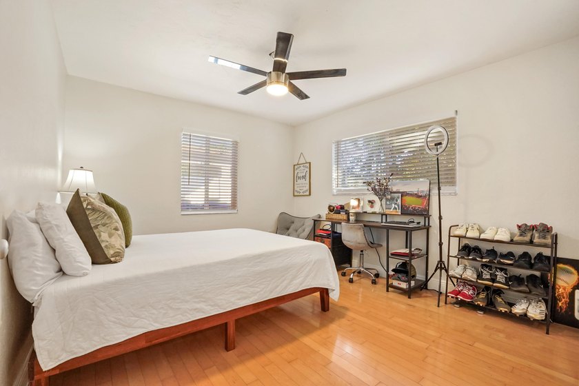 Welcome to this charming Fort Lauderdale home ideally located - photo 17